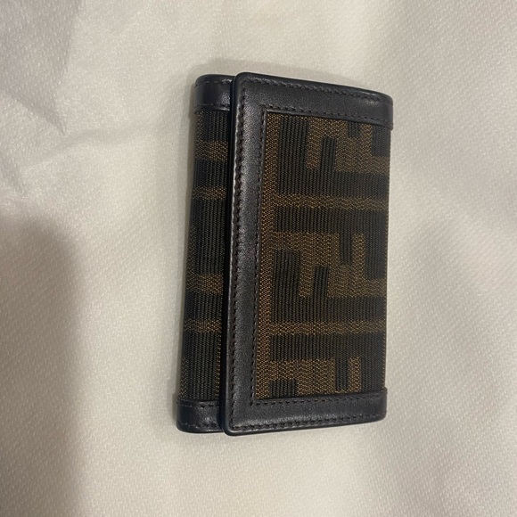 Fendi key holder wallet - Picture 2 of 9